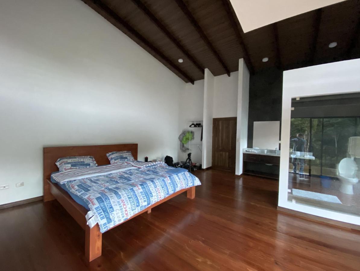 Arte De Plumas Birding Lodge 迦太基 外观 照片